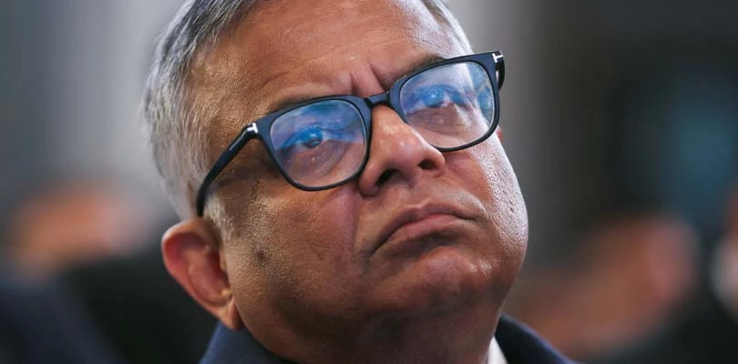টাটা সন্সের চেয়ারম্যান পদ থেকে ইস্তফা চন্দ্রশেখরণের
