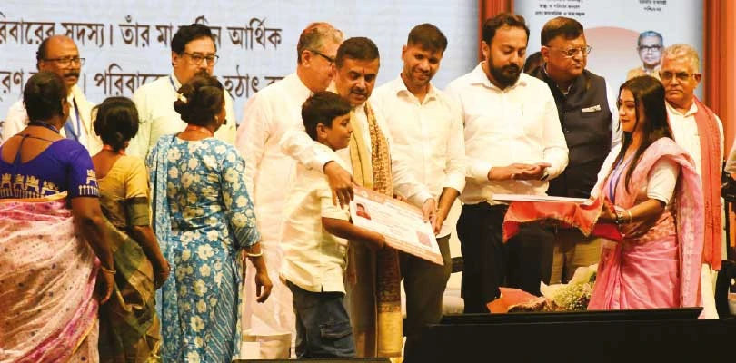 আয়ুষ্মান কার্ডে হাঁটু, হিপ রিপ্লেসমেন্ট  সহ ১৯৫০ ধরনের প্যাকেজ: শুভেন্দু