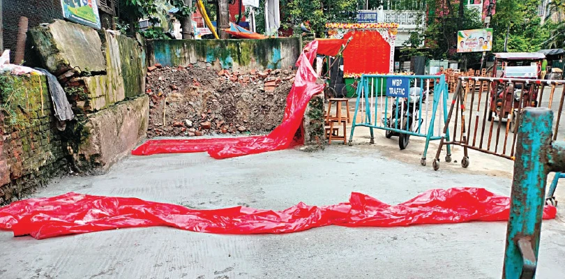 ‘বর্তমান’-এ প্রকাশিত খবরের জের, রামরাজাতলার বেহাল ভ্যাট অবশেষে সংস্কার
