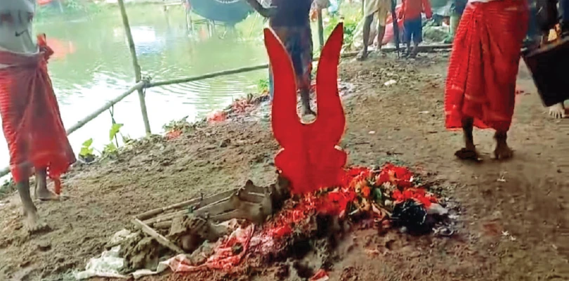 চাকদহে খেদাইতলার ৩০০ বছরের মেলার অন্যতম আকর্ষণ প্রাচীন নিম