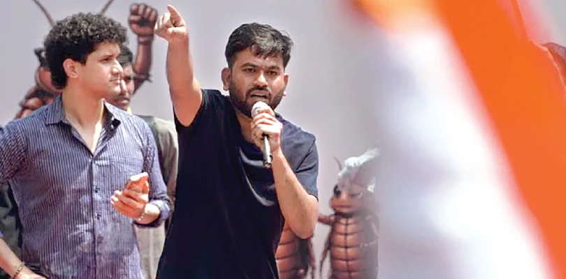 পিএম কেয়ার্সের টাকায় উন্নত মানের বিদ্যালয় নয় কেন, প্রশ্ন ককরোচদের