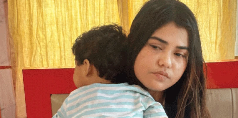 বাথরুম থেকেই যশোরের বাড়িতে মেসেজ: ‘বেঁচে ফিরতে পারব কি’