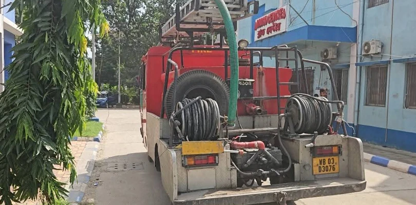 বারাসত মেডিকেল কলেজের ছাত্রী হস্টেলে আগুন