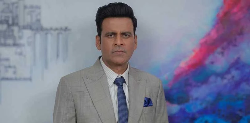 মহাত্মা গান্ধীর ভূমিকায় মনোজ
