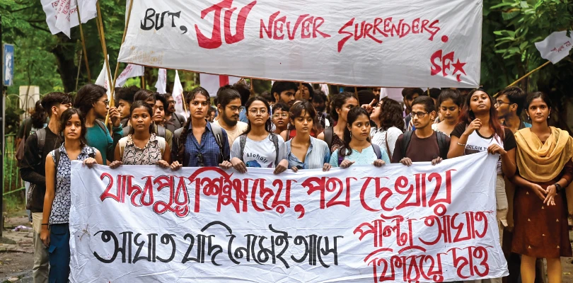 যাদবপুরে কিছু হয়েছে নাকি: শুভেন্দু, ৫ দিন পার, গেরুয়া তাণ্ডবে গ্রেপ্তার শূন্য, মিছিল-পালটা মিছিল