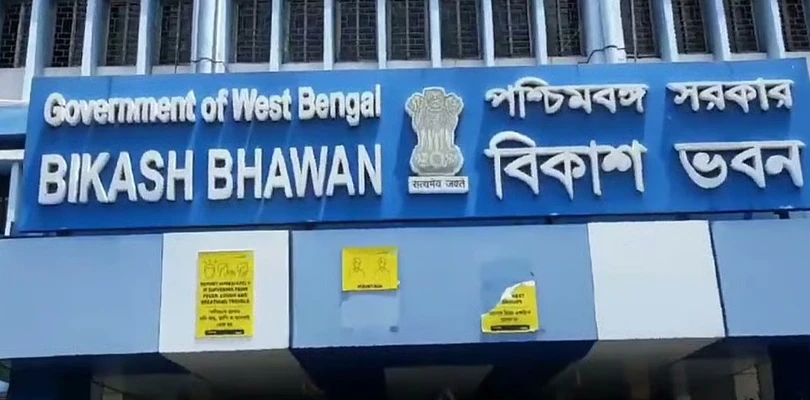 কলেজে না এলেও মিলছে মাইনে!  ফেরানোর নির্দেশ দিল বিকাশ ভবন