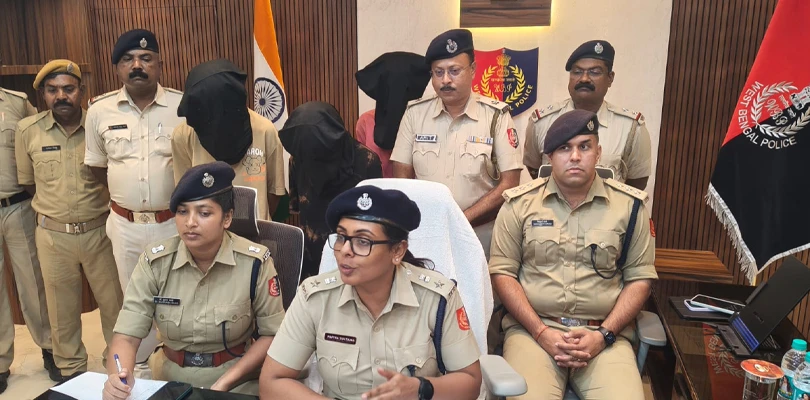 ছিনতাইয়ের সোনা উদ্ধার করল পুলিশ, গ্রেপ্তার ৩