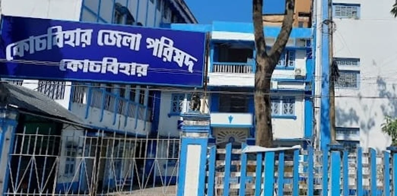 কোন পথে কোচবিহার জেলা পরিষদ? অনাস্থা বৈঠক ঘিরে জল্পনা তুঙ্গে
