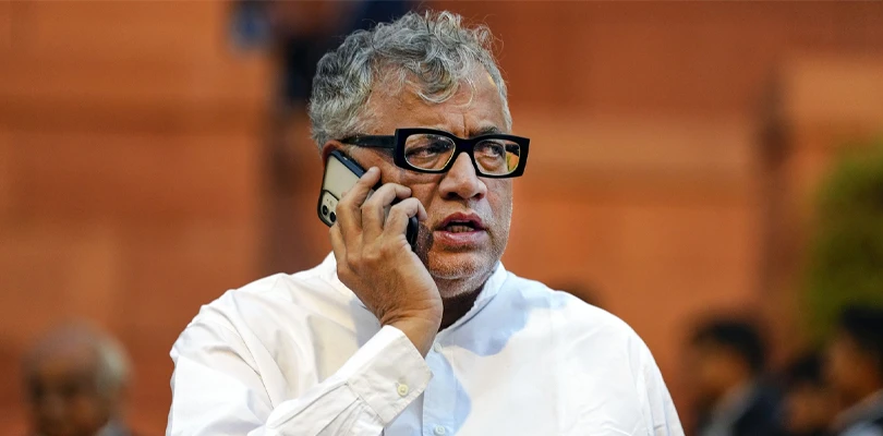 ক্যামাক স্ট্রিট কাণ্ড: ডেরেক ও'ব্রায়েনকে আগামীকাল হাজিরা দেওয়ার নির্দেশ শেক্সপিয়র সরণি থানার