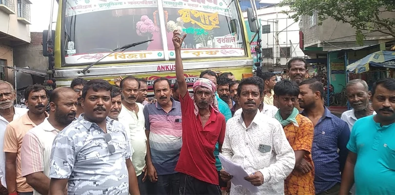 শ্রমিক অসন্তোষের কারণে বন্ধ বাস পরিষেবা, ভোগান্তি নিত্যযাত্রীদের