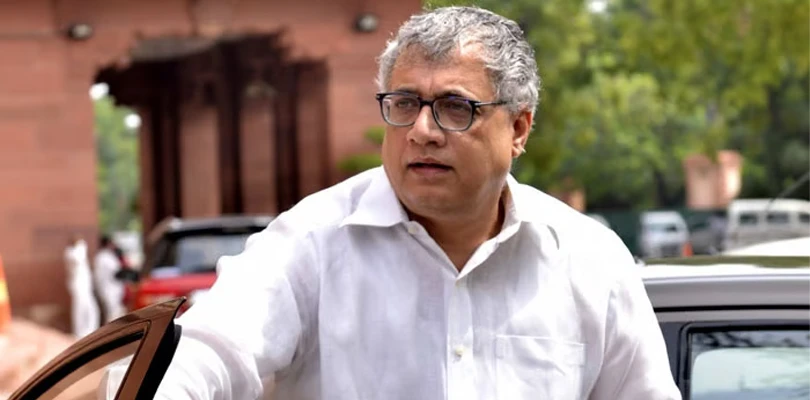 ক্যামাক স্ট্রিট কাণ্ডে অভিষেকের পর ডেরেককে তলব পুলেশের, আগামীকাল হাজিরার নোটিস বাড়িতে