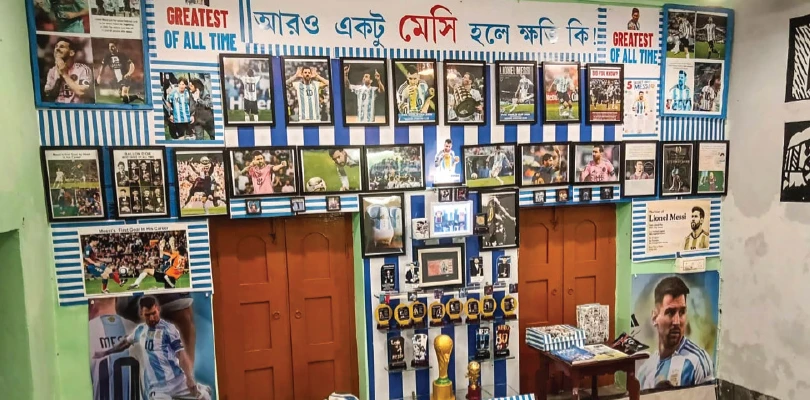 বারাসতে ভক্তের বাড়িতে নীল-সাদা ‘মেসি-দুনিয়া’