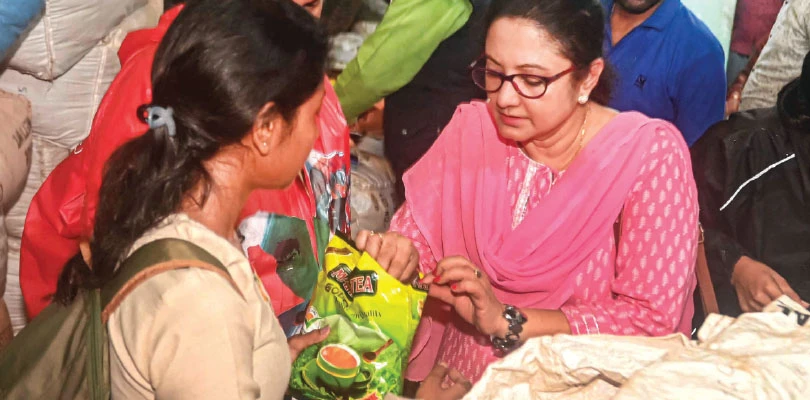 ট্যাংরার নামী রেস্তরাঁয় অভিযান পুরসভার, বিরিয়ানিতে ব্যবহৃত বিপুল বিষ-রং উদ্ধার, বাজেয়াপ্ত ৫০০ কিলো মাছ-মাংস