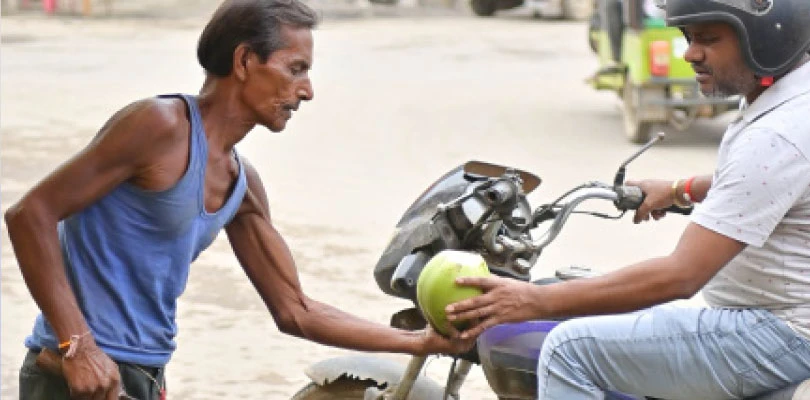 কল্যাণীর অনুষ্ঠানে ডাবের পাশাপাশি নারকেলজাত সামগ্রী উৎপাদনে জোর