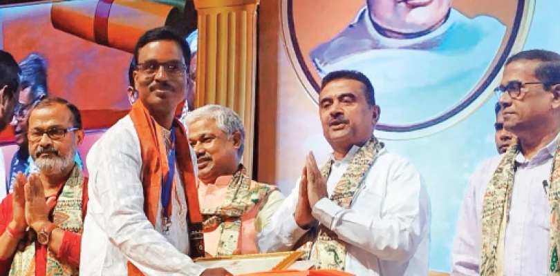 বিদ্যাসাগর শিক্ষা সম্মান উলুবেড়িয়ার শিক্ষককে