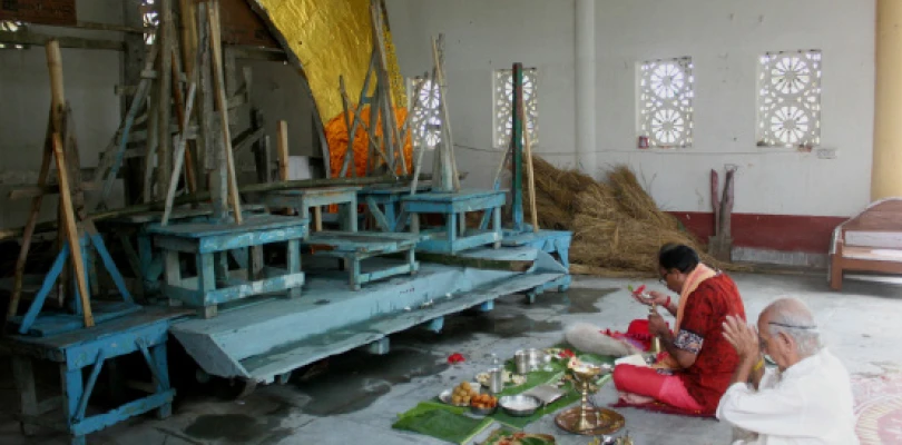 নন্দ উৎসবের মধ্যদিয়ে জলপাইগুড়ি রাজবাড়ির ৫১৭তম দুর্গাপুজোর সূচনা