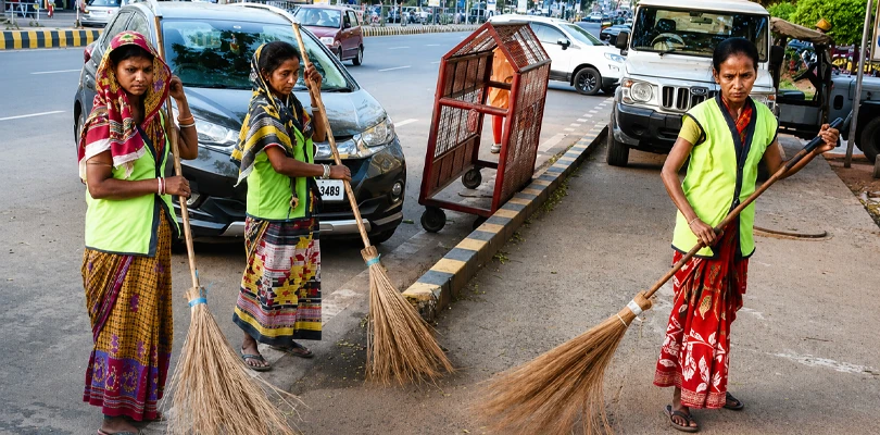 নৈহাটিতে সাফাই কর্মীদের কর্মবিরতি