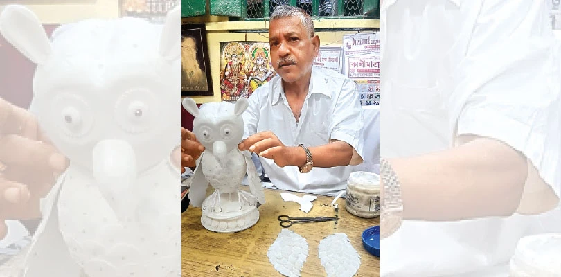 কুমোরটুলি থেকে বার্লিন গেল শোলার লক্ষ্মীপ্যাঁচা