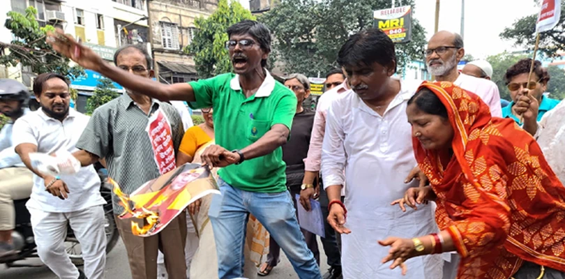 বাঙালিকে ‘ভণ্ড’ বলা বাগেশ্বরকে গ্রেপ্তারের দাবি, লিখিত অভিযোগ থানায়