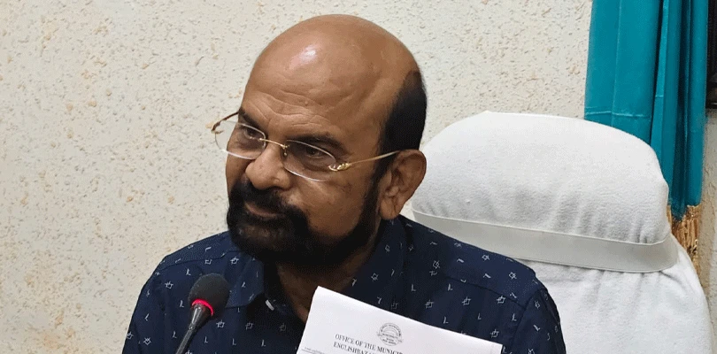 ইংলিশবাজার পুরসভার চেয়ারম্যানের পদ থেকে পদত্যাগ করলেন কৃষ্ণেন্দু নারায়ণ চৌধুরী