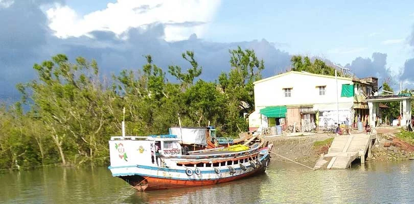 ভেসেল পরিষেবা বন্ধের নোটিস পাথরপ্রতিমায়