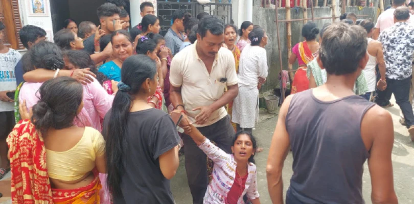 পৃথক তিনটি অস্বাভাবিক মৃত্যুর ঘটনায় শোকের ছায়া ফুলবাড়িতে