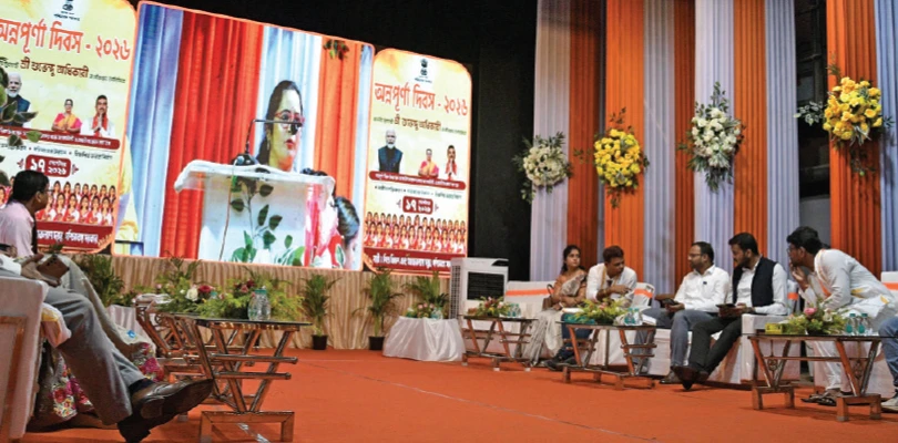 অন্নপূর্ণার তিন হাজারে বদলাচ্ছে সংসার, জেলায় উপকৃত ১০ লক্ষের বেশি মহিলা