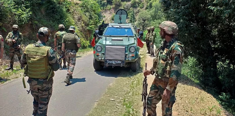 মধ্যরাতে তীব্র গুলির লড়াই, নিকেশ দুই জয়েশ জঙ্গি