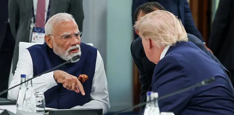 ভারতীয় পণ্যে ১০০ শতাংশ শুল্ক: বিল পৌঁছল ট্রাম্পের টেবিলে, কড়া প্রতিক্রিয়া নয়াদিল্লির