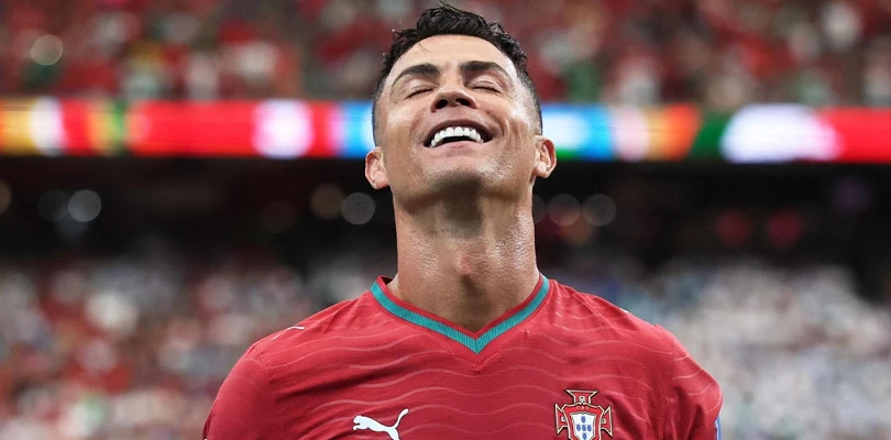 রোনাল্ডোকে রেখেই দল ঘোষণা পর্তুগালের