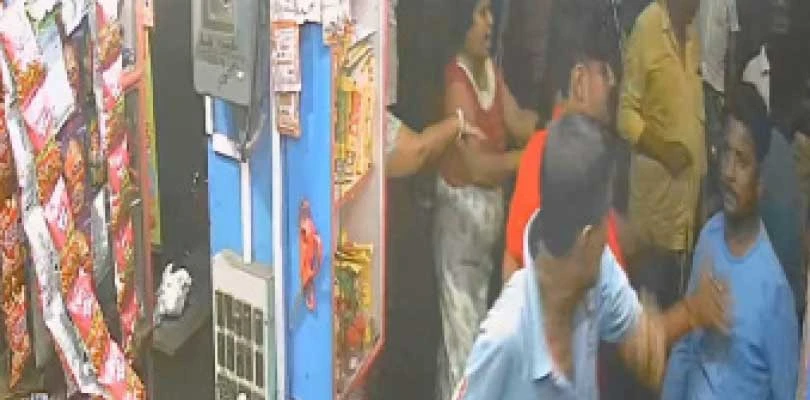 রাতে বাড়ি ঢুকে দুষ্কৃতী হামলা, উচ্ছেদের আতঙ্কে ভুগছে দাশনগরে ৩০০ পরিবার