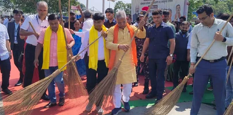 ১০ শতাংশ পঞ্চায়েতে বিশেষ অডিট হবে: শিলিগুড়িতে দিলীপ