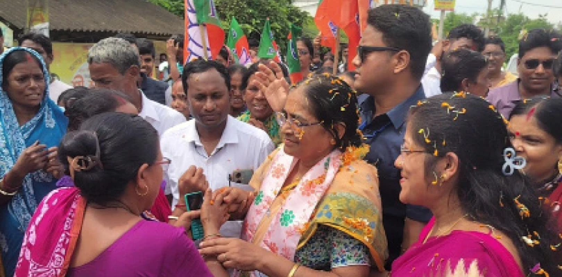আমি সন্তানহারা মা, শহিদ জননী, দেড় লক্ষ মার্জিনে নন্দীগ্রাম থেকে জয়ী করুন