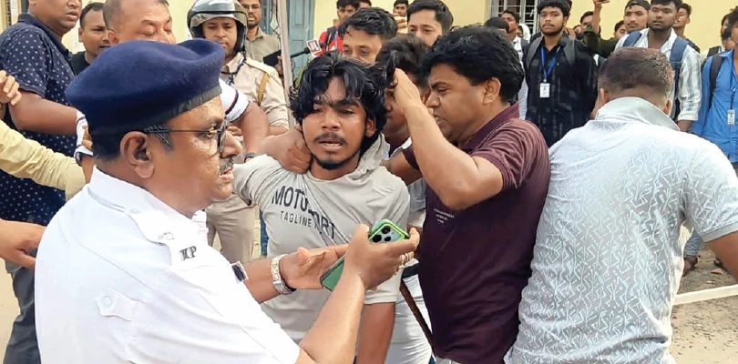 পরিচালন সমিতির নয়া সভাপতিকে  ঢুকতে বাধা, ধুন্ধুমার ভাঙড় কলেজে