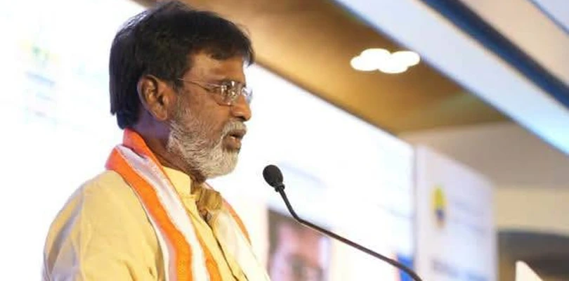 ‘ঈশ্বরচন্দ্র’ বানান ভুল, শিক্ষকের পুরস্কার ফিরিয়ে নেওয়ার দাবি বিজেপি সাংসদের