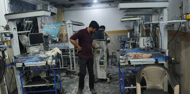 হাসপাতালের এসএনসিইউ-তে ভয়াবহ অগ্নিকাণ্ড! ঝলসে মৃত্যু দুই নবজাতকের