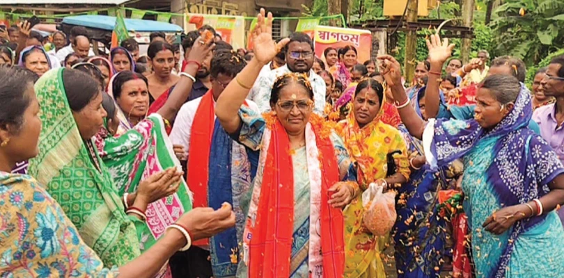 ইতিহাস তৈরির আবেদন হাসিরানির