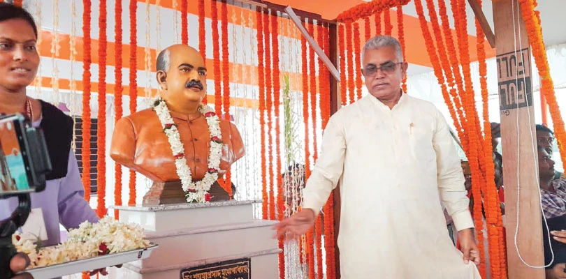 ১৮ বছর বয়সেই উপাচার্য হন শ্যামাপ্রসাদ! দিলীপ ঘোষের মন্তব্যে তাজ্জব শিক্ষামহল