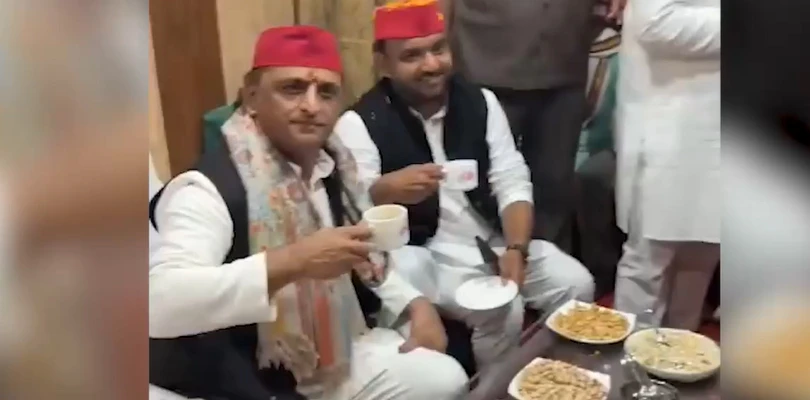উত্তরপ্রদেশের রাইবেরেলিতে গেলেন সপা প্রধান অখিলেশ যাদব, দেখা করলেন দলীয় বিধায়ক রাহুল লোধির সঙ্গে
