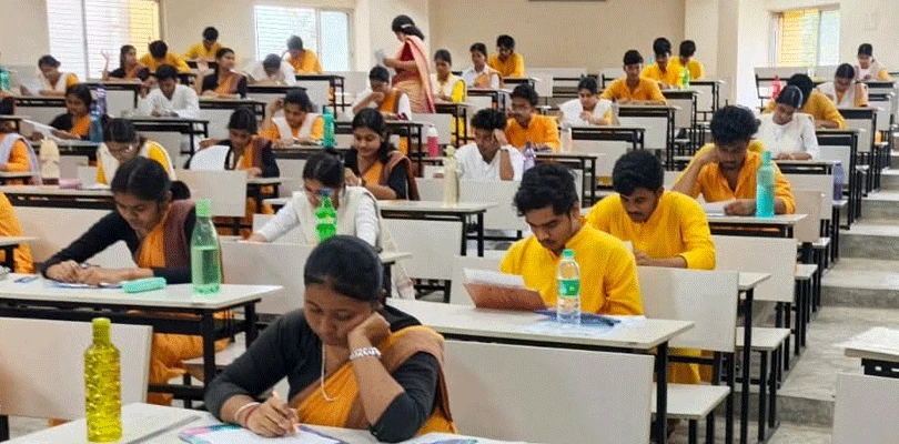 দ্বাদশ শ্রেণির প্রথম সেমেস্টারের পরীক্ষা শুরু