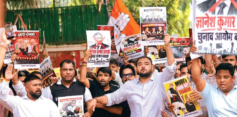 নির্বাচন কমিশনের বিশ্বাসযোগ্যতা ও ভোটতন্ত্র!