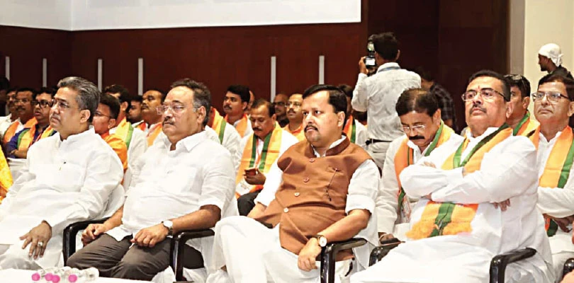 বঙ্গ বিজেপির সঙ্গে শুভেন্দু সরকারের সমন্বয়  অভাব দূর করতে কড়া বার্তা নীতিন নবীনের