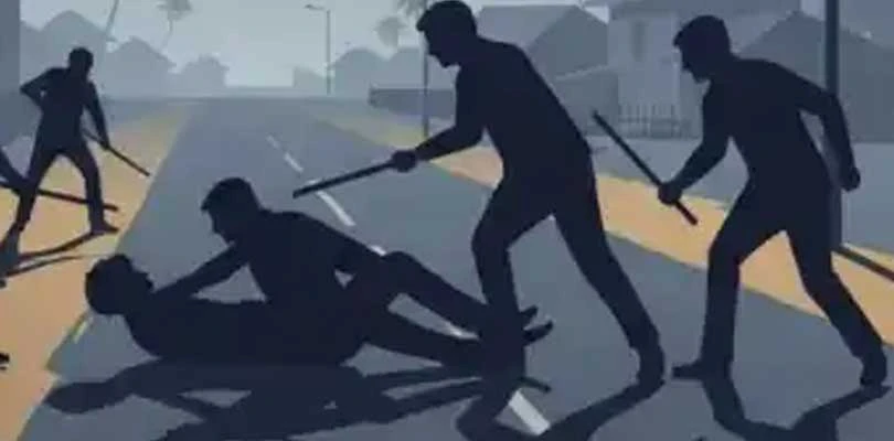 রাস্তা পরিষ্কারের ‘অপরাধে’ শাসনে ভিসিটি কর্মীকে মার