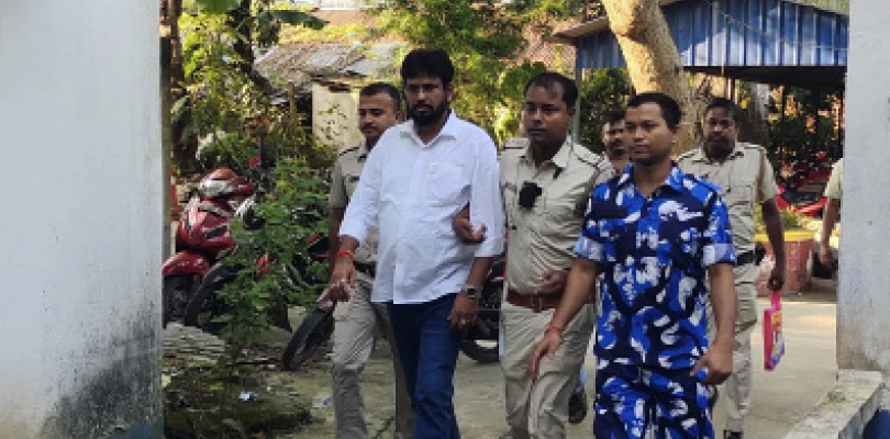আগ্নেয়াস্ত্র সহ ধৃত ঋতব্রতপন্থী তৃণমূলের নেতা