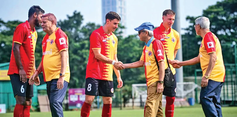 ঐতিহাসিক দিনে হতশ্রী ফুটবলে হার ইস্ট বেঙ্গলের