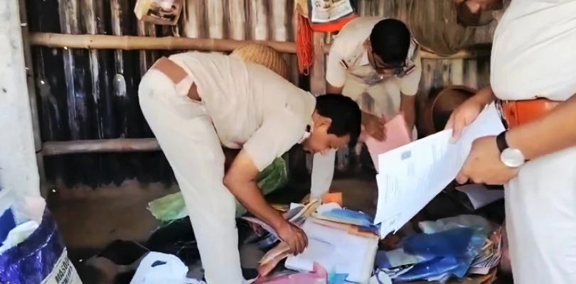 অজিতের গাড়ির চালকদের বাড়িতে তল্লাশি, উদ্ধার নিয়োগ দুর্নীতির নথি