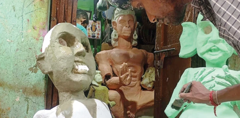 লুল্লুভূত কার্টুন থেকে প্যাগোডা সোনারপুরের পুজোয় থিমের চমক
