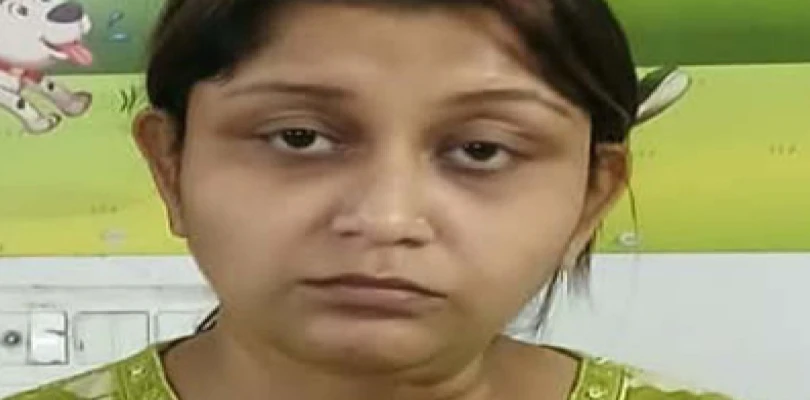 ভুয়ো পেমেন্ট মেসেজ দেখিয়ে দোকান থেকে গয়না লোপাট, গ্রেপ্তার মহিলা!