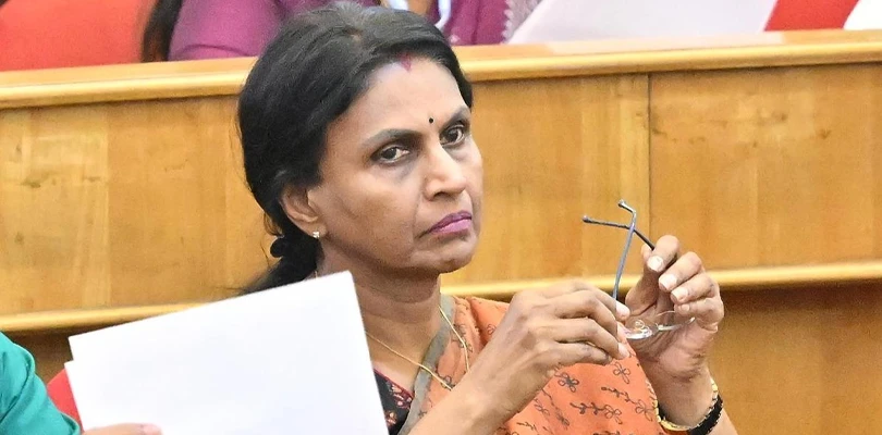 কাউন্সিলার পদে ইস্তফা শ্রীলেখার