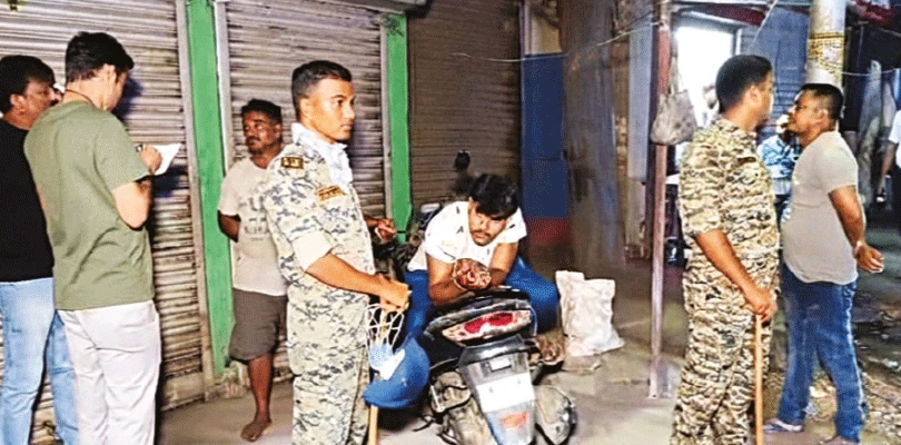 হাওড়ায় বিজেপি নেতাকে লক্ষ্য  করে গুলি, গ্রেপ্তার তৃণমূল নেতা